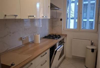 Vanzare apartament 2 camere | Timpuri Noi  | langa metrou | etaj 2/5 | lift | re - 33