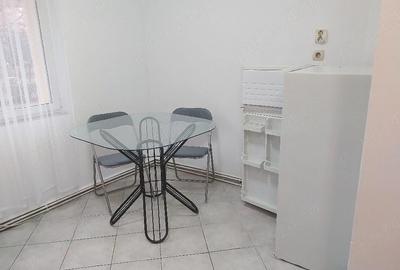 Garsonieră decomandată în Central - 10