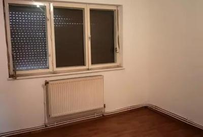 Apartament cu 2 camere decomandat în Republicii - 2