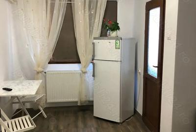 Garsonieră decomandată în Titan - 5