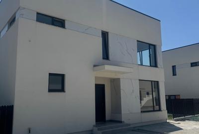 Vila individuală cu 3 Dormitoare si Curte Privata | Voluntari 2025 - 1