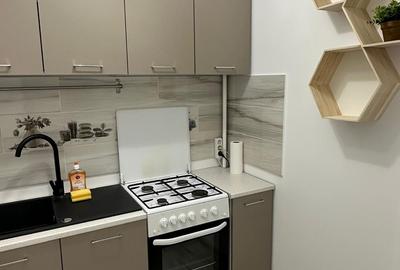 Particular inchiriez garsoniera Dristor str Laborator la 2 min metrou - 2