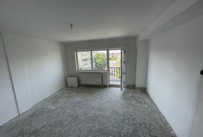 Apartament cu 2 camere decomandat în Central - 3