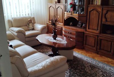 Apartament cu 3 camere decomandat în Central - 3