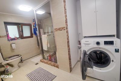 Casă cu 7 camere cu Teren 1227 Mp în Negru Vodă - 7