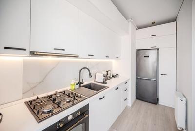 Vedere spre mare, vibe de catalog si o terasa cat un podium de moda. - 3