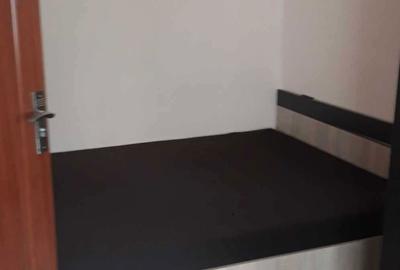 Apartament cu 3 camere semidecomandat în Central - 6