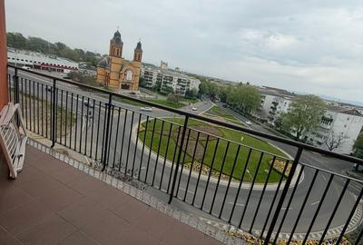 Apartament cu 3 camere decomandat în Micro 17 - 14