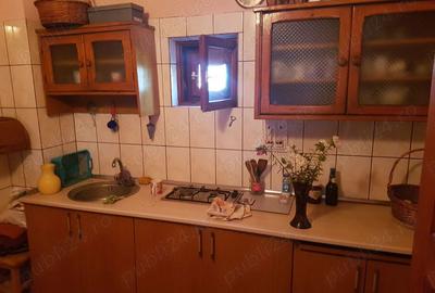 Casă cu 6 camere în Tântava - 8