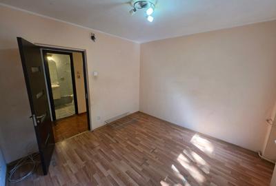 Apartament cu 2 camere decomandat în Titan - 4