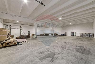 Spațiu industrial, de 404 mp, în Aurel Vlaicu - 1