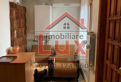 Casă cu 3 camere cu Teren 112 Mp în Piața Veche - 5