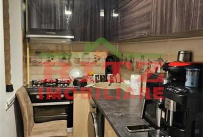 Apartament cu 3 camere decomandat în Central - 11