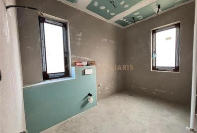 Casă cu Teren 452 Mp în Valea Borcutului - 8