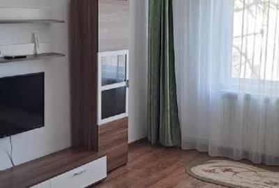 Apartament cu 2 camere decomandat în Inel I