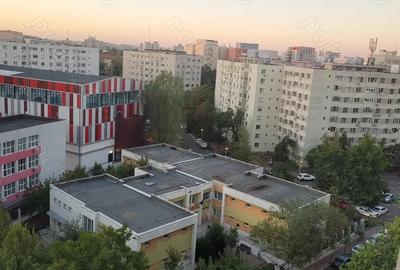 Direct proprietar, vand apartament 3 camere Piata Salajan - 1