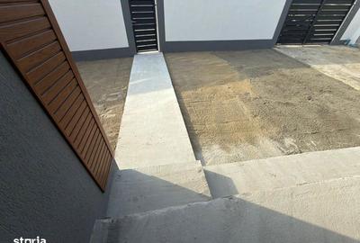 Casă cu 4 camere cu Teren 140 Mp în Central - 2