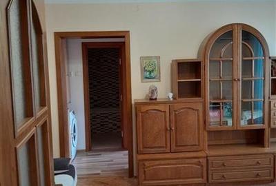 Vanzare apartament 2 camere zona Democtatiei - 4