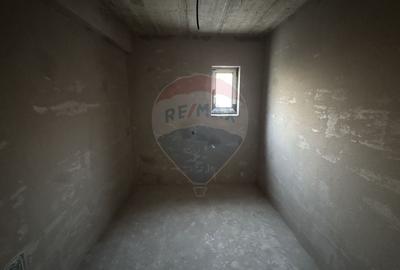 Casa noua de vanzare in zona Parcul Mare (Regina Maria)-semifinisata - 11