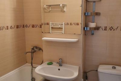 Garsonieră decomandată în Barieră - 13
