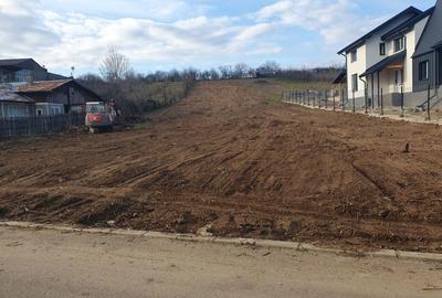 Teren de 4000 mp, în Exterior Vest - 2