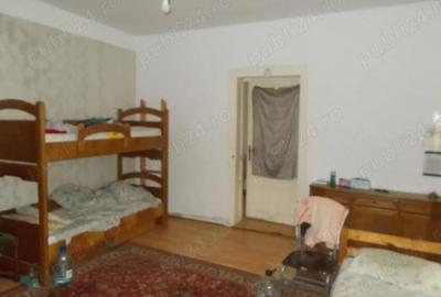 Casă cu 4 camere cu Teren 1800 Mp în Pișchia - 12