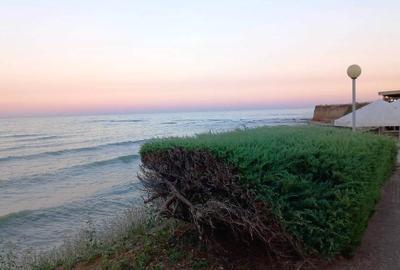 Teren Construcții intravilan de 690 mp, în Sud - 5