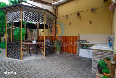 Casă cu 8 camere decomandat cu Teren 660 Mp în Central - 8
