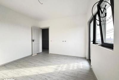 Casă cu 4 camere în Central - 2