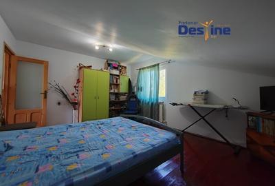 Casă individuală cu 6 camere cu Garaj în Copou - 11