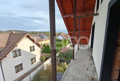Casa intabulata 5 camere 3 bai - pivnita - terasa - COMISION - 2