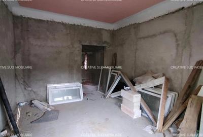 Sinaia / Peles - Vila D + P + M - 10 Camere - 260 mp utili - 700 mp teren - 8
