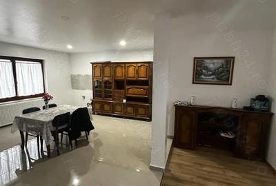 Casă cu Teren 614 Mp în Central - 15