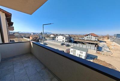 Garsonieră decomandată, mobilată în Sânpetru - 12