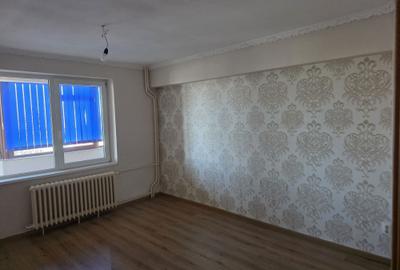 Apartament cu 3 camere decomandat în Decebal - 6
