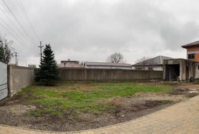 Casă cu 4 camere cu Teren 750 Mp în Postârnacu - 1