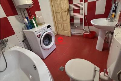 Casă cu 4 camere cu Teren 555 Mp în Eforie - 2