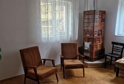 Casă cu 4 camere decomandat în Central - 1