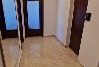 Apartament cu 2 camere decomandat în P-ța Unirii - 7