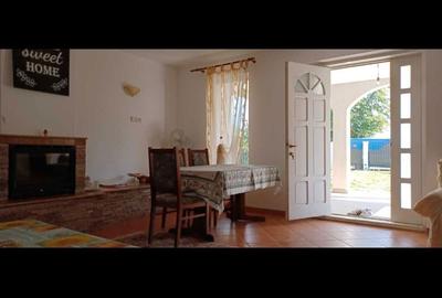 Casă cu 4 camere în Central - 4