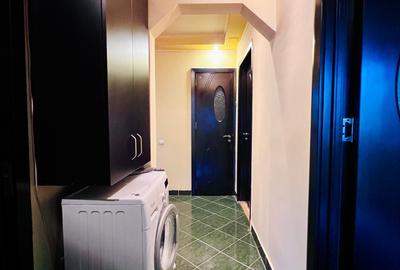 Apartament cu 3 camere decomandat în 1 Decembrie 1918 - 12