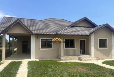 CASA SUPERBA - CERVICESTI (la doar 6 km de Botosani) - 1