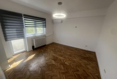 Apartament cu 4 camere semidecomandat în Unirii - 5
