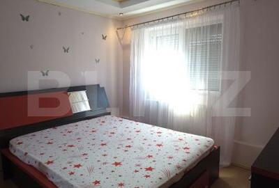 Apartament cu 3 camere decomandat în Micro 12 - 8
