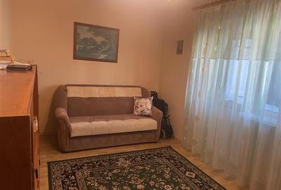 Apartament 3 camere , zona Scoala 10- Sala Polivalenta, et 4/8 , decomandat Apartament 3 camere , zona Scoala 10- Sala Polivalenta, et 4/8 , decomandat - 2