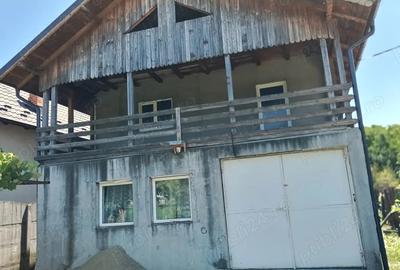 Vind casa cu teren - 1