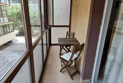 Apartament cu 2 camere decomandat în Roșu - 2