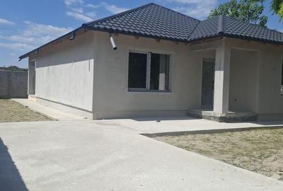 Casă cu 3 camere cu Teren 130 Mp în Central - 5