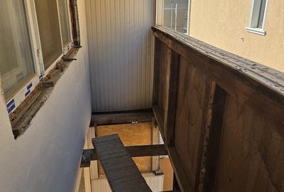 Casă cu 4 camere cu Teren 25 Mp în Păcurari - 2