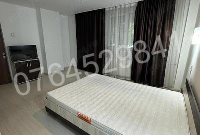 Garsoniera Sos. Colentina 70,vizavi de scoala 39,la 3 min.Mc Donald's si 200m interesctie Fundeni - 8